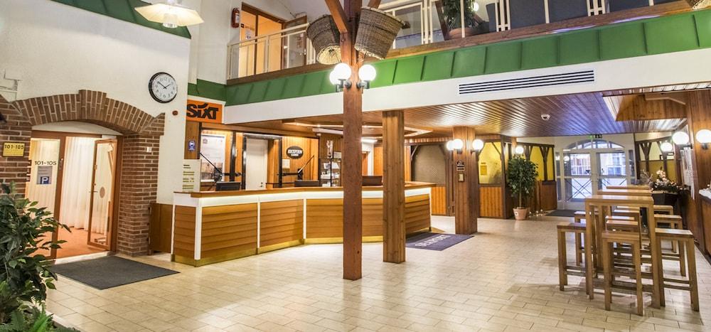 lobby