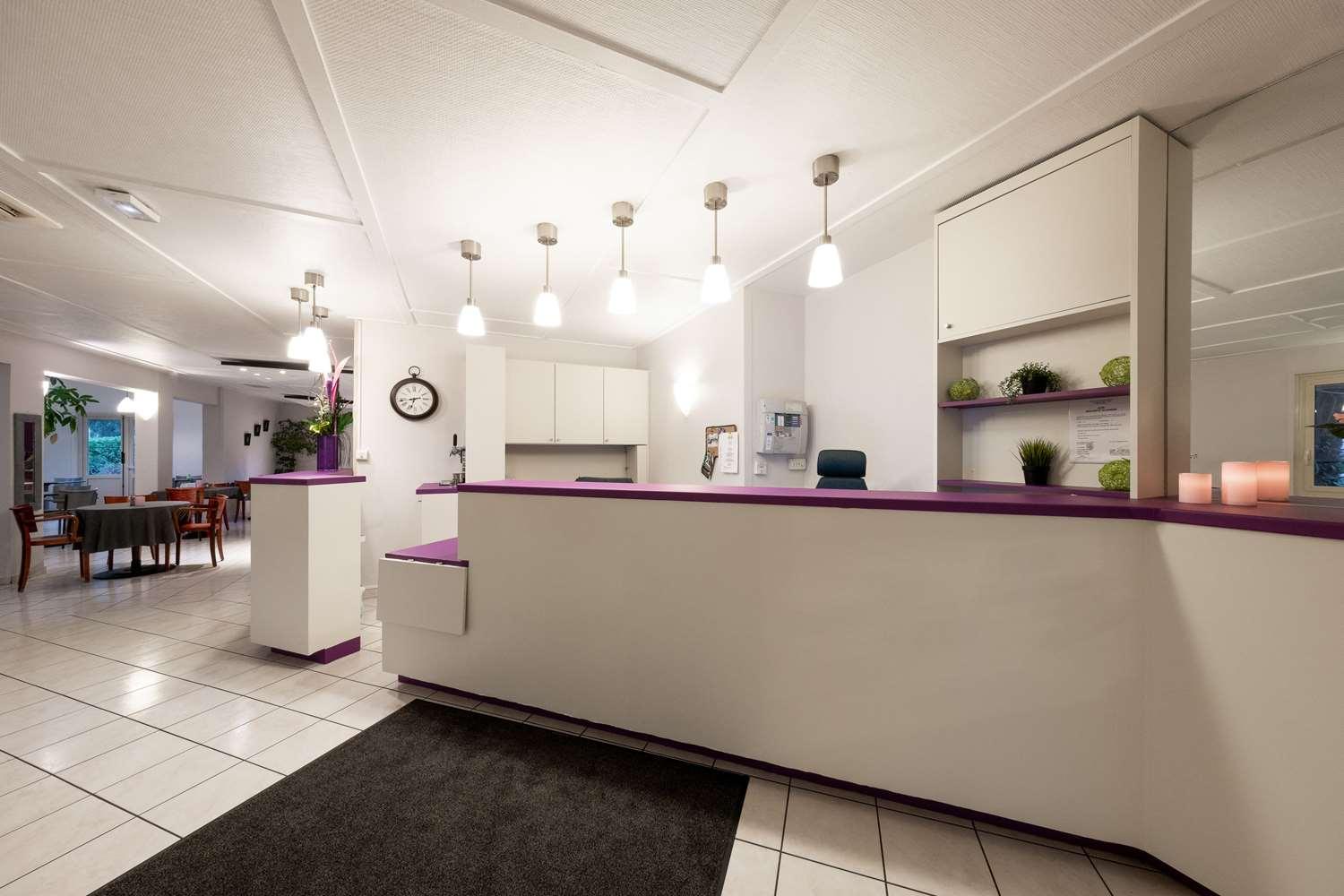 lobby