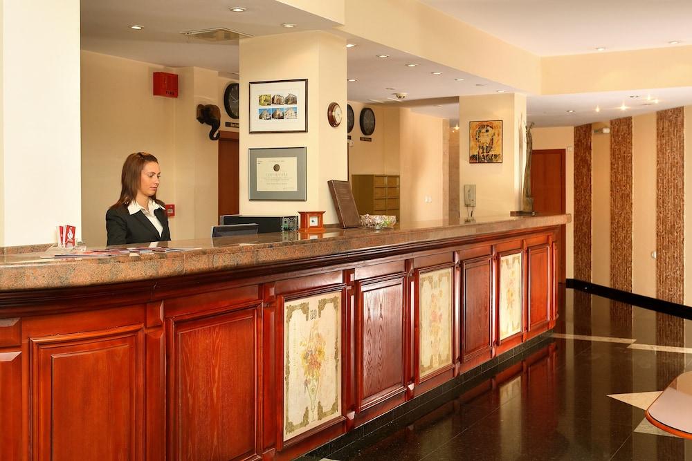 lobby