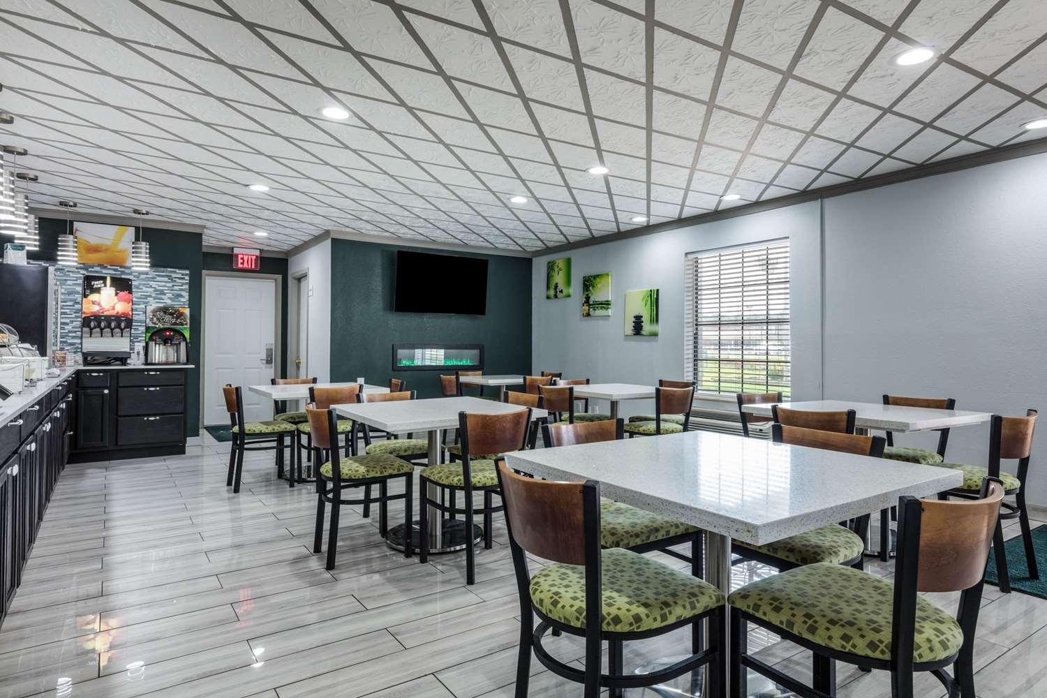 restaurant cafeteria