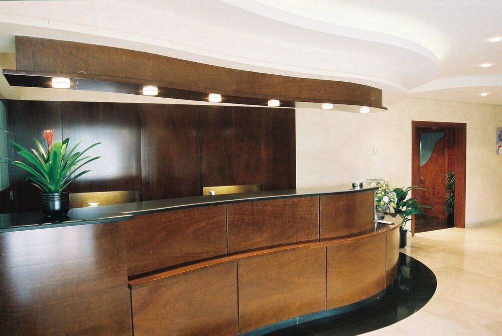lobby
