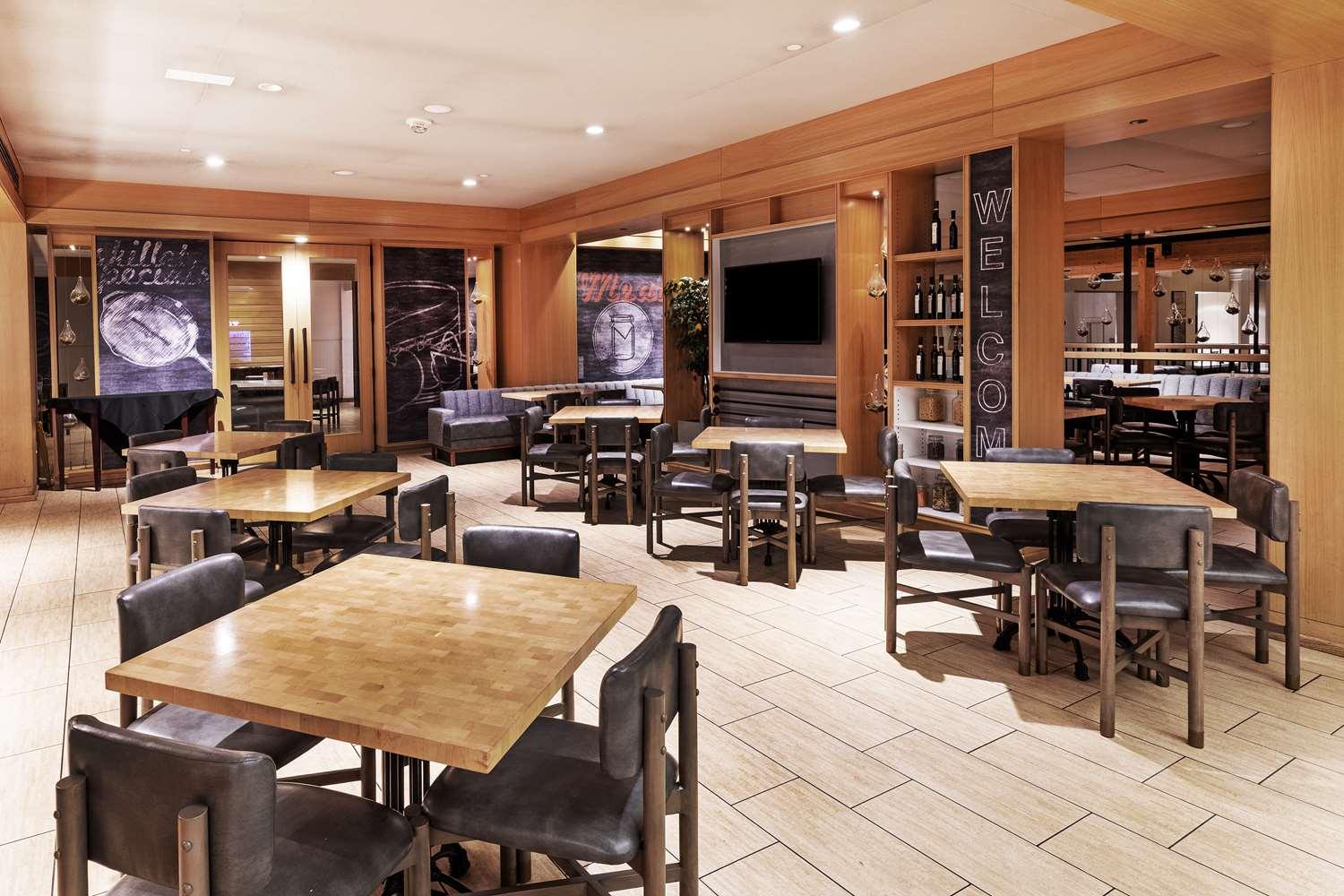 restaurant cafeteria