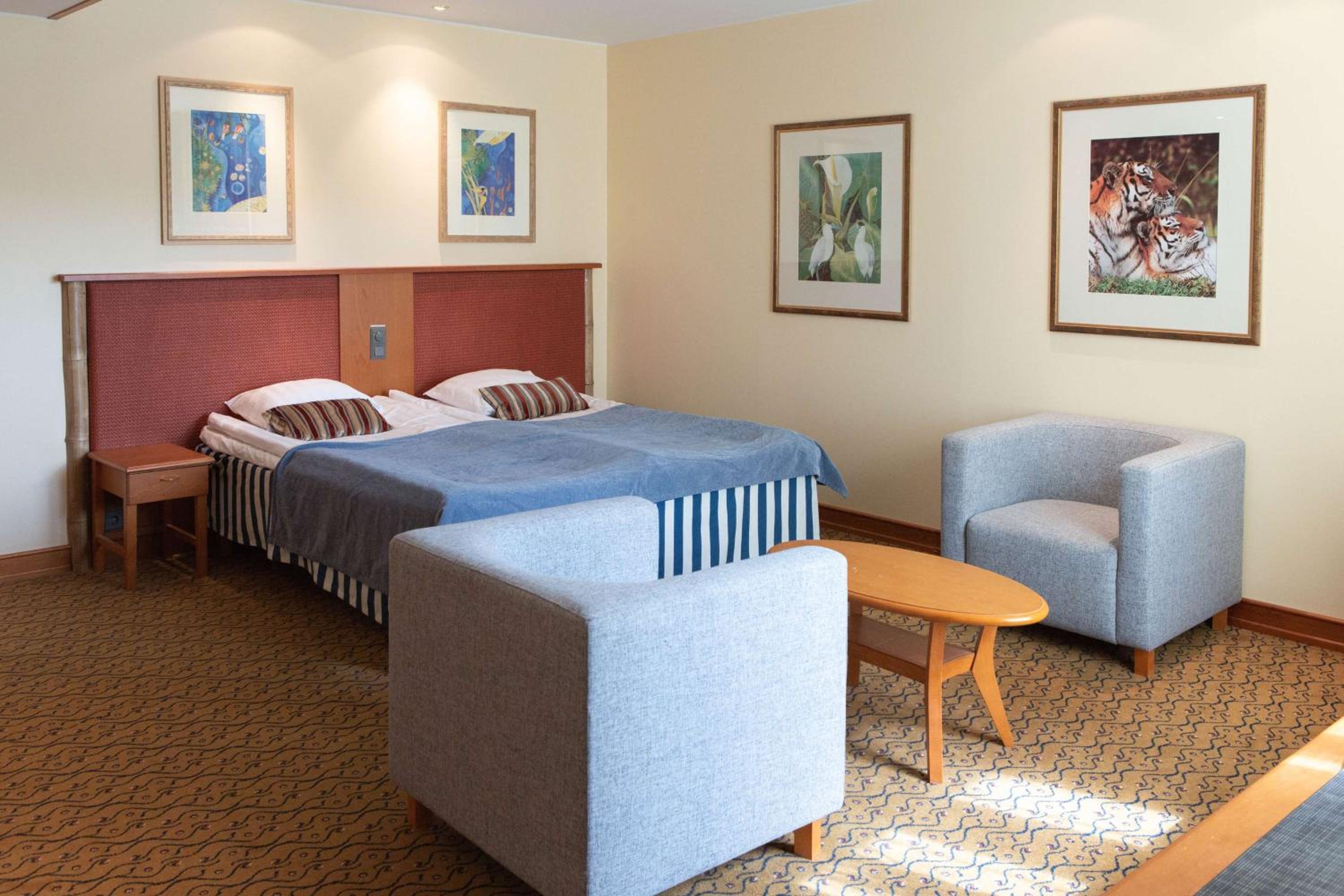rooms