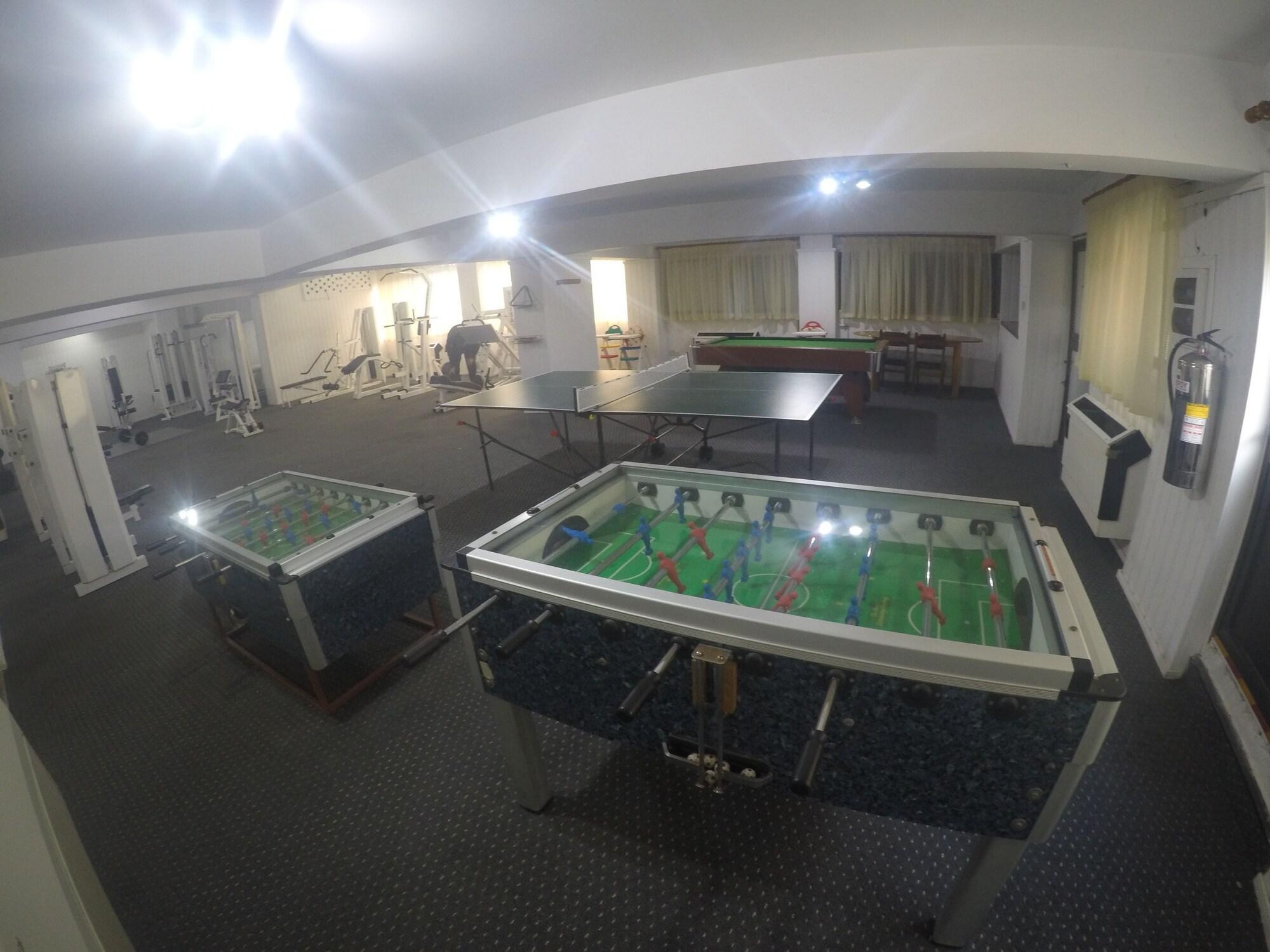 swimming pool spa