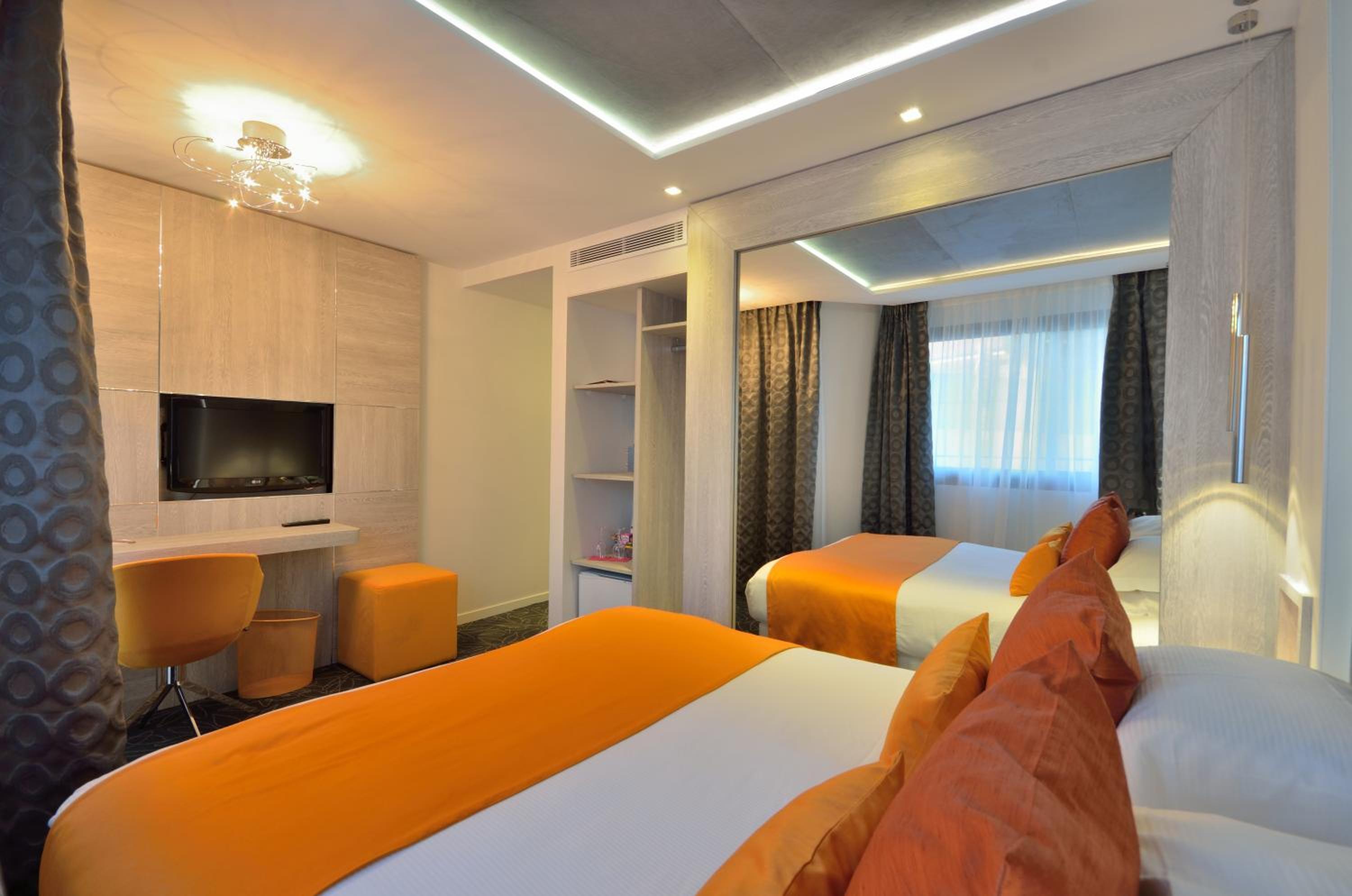 rooms