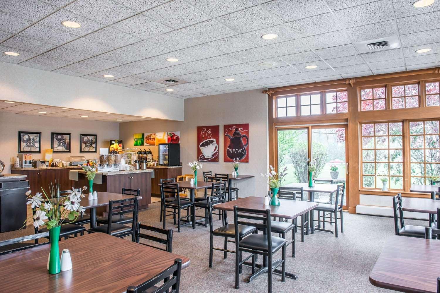 restaurant cafeteria