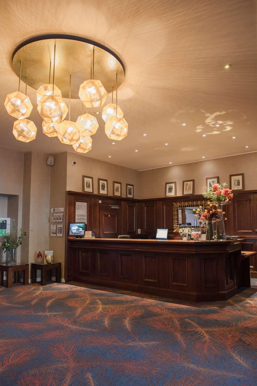 lobby