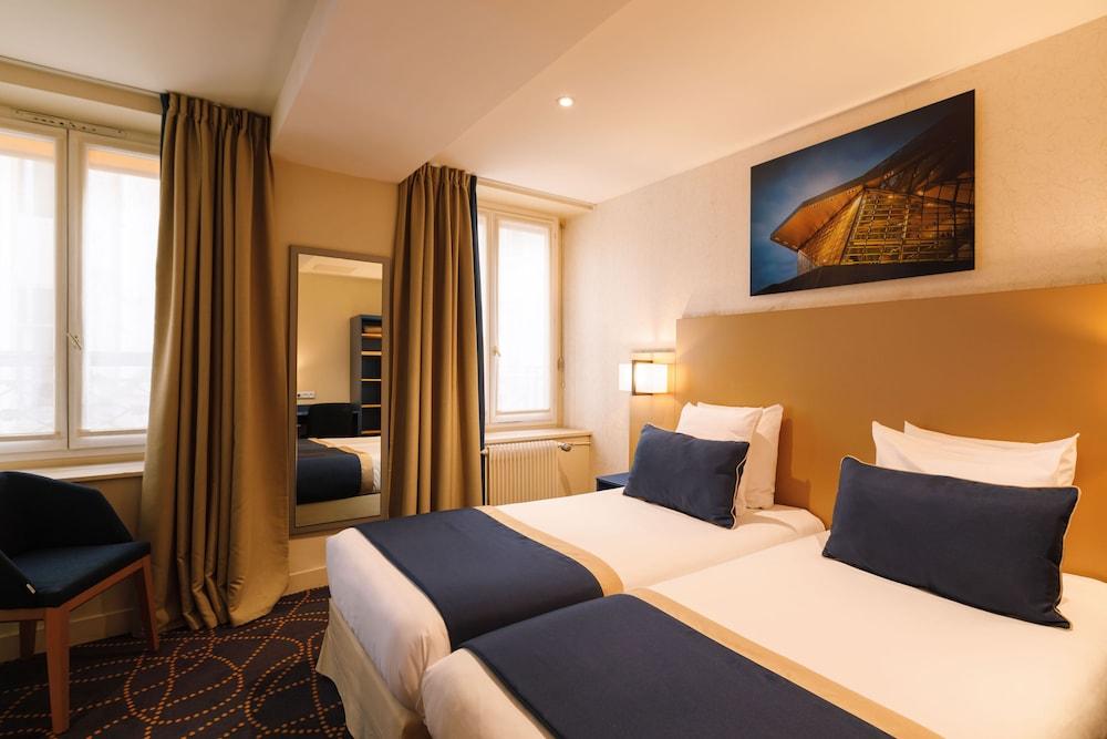 rooms
