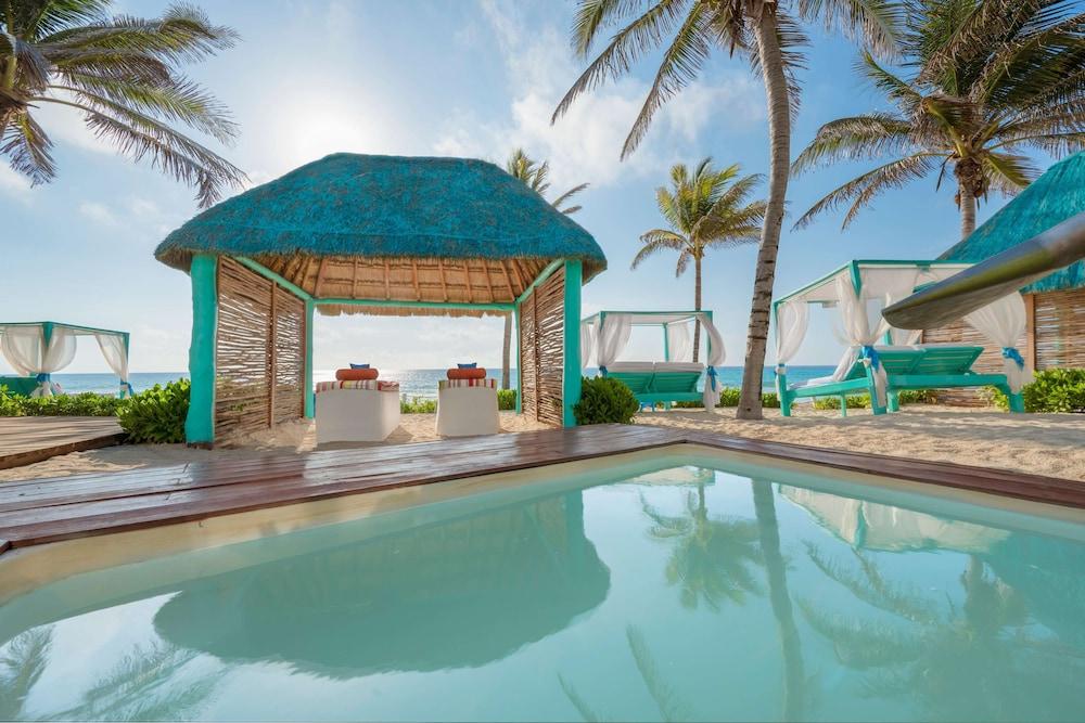 swimming pool spa