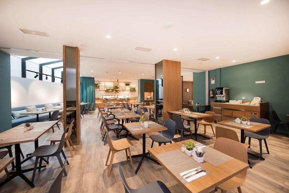 restaurant-cafeteria