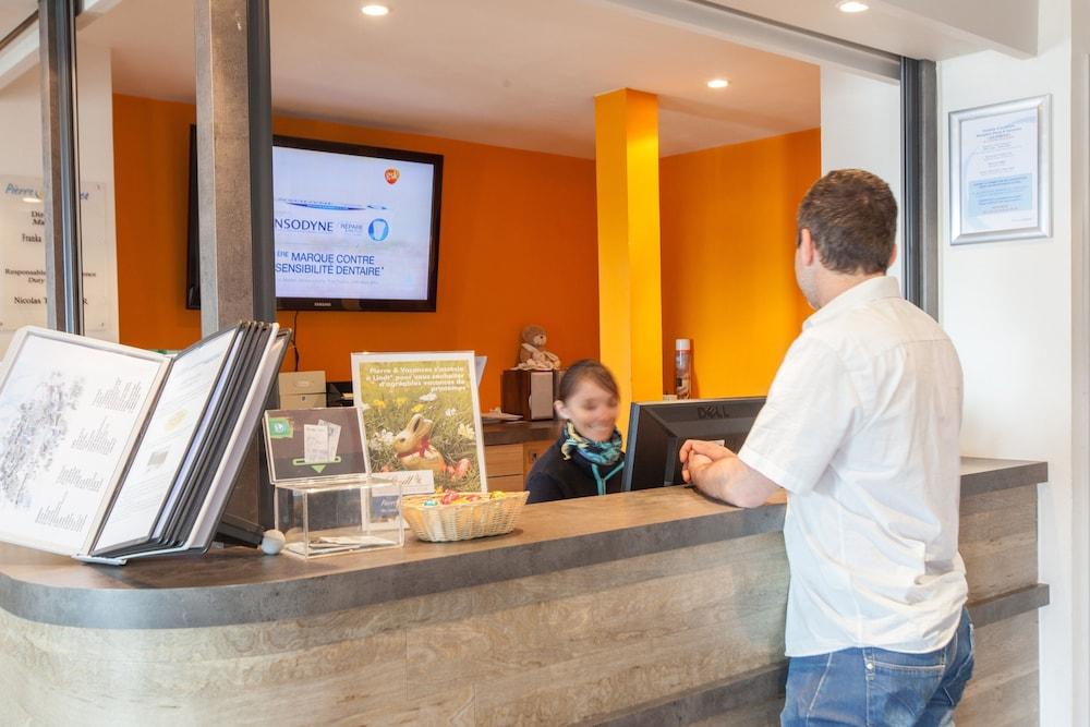 lobby