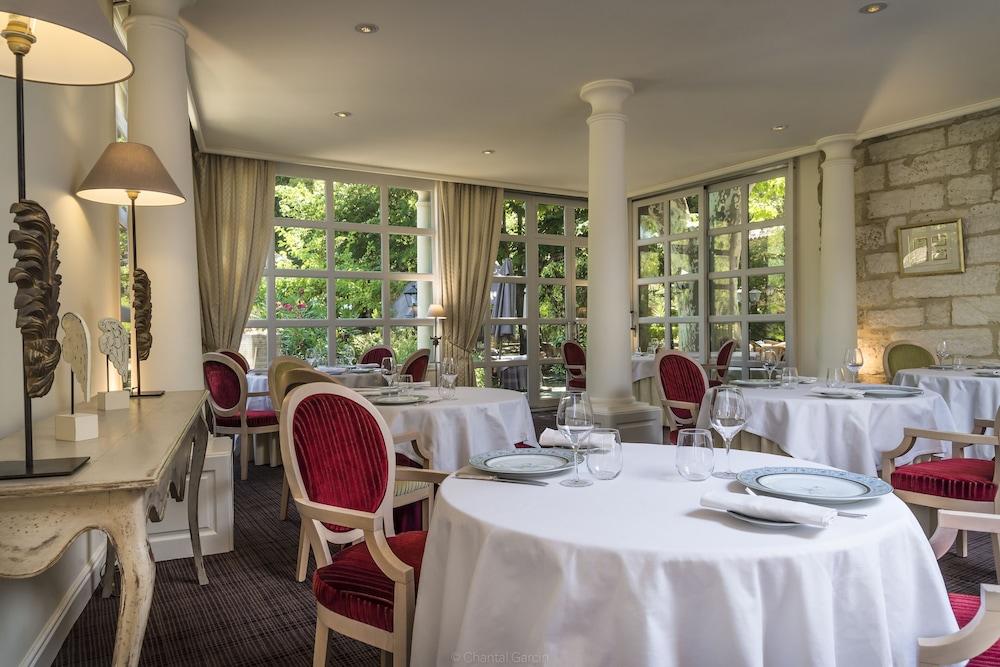 restaurant-cafeteria