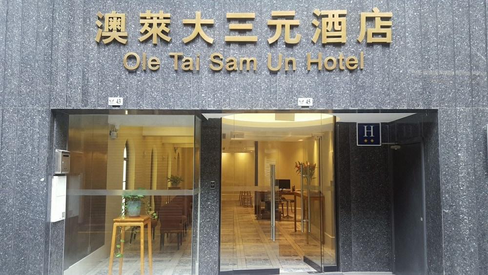 hotel