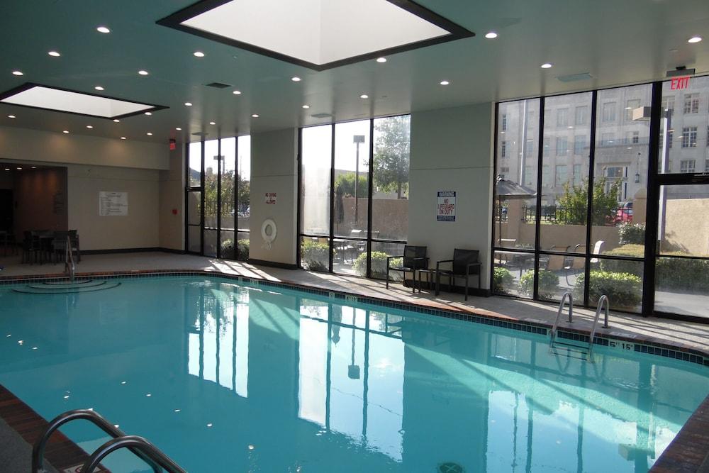 swimming pool spa
