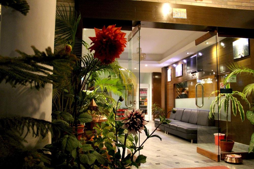lobby