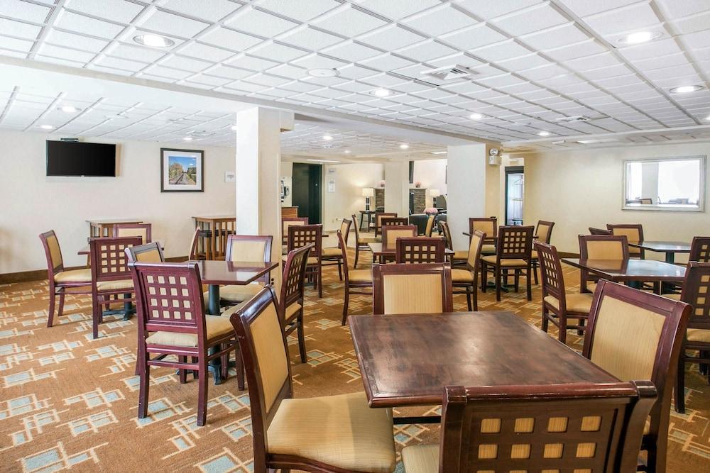 restaurant-cafeteria