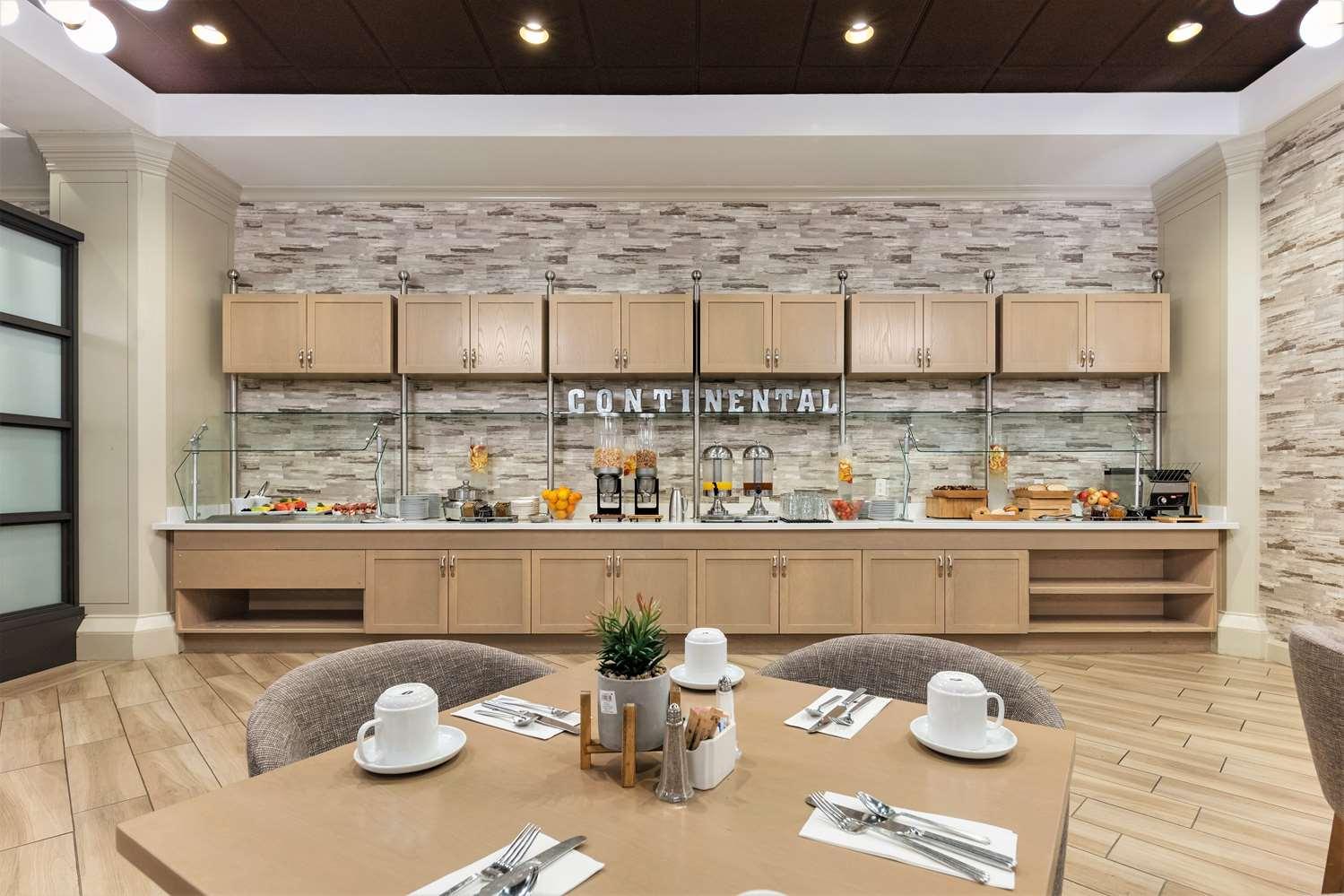 restaurant cafeteria