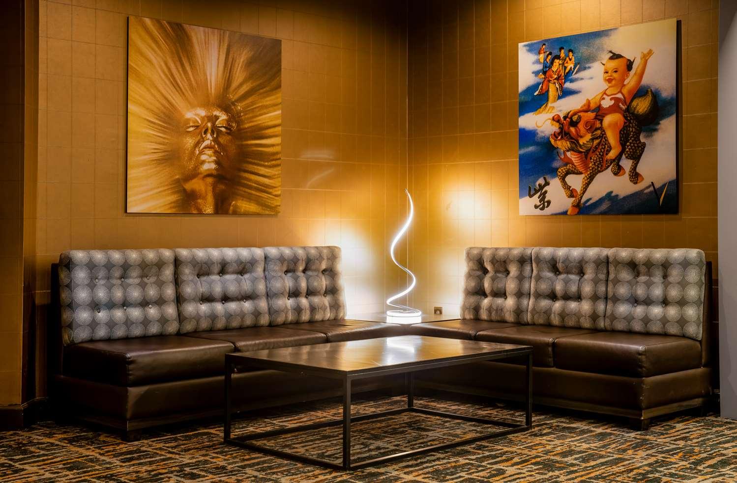 lounge