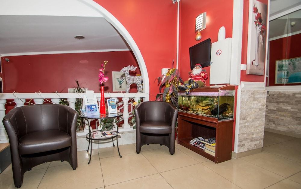 restaurant-cafeteria