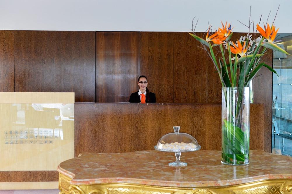 lobby