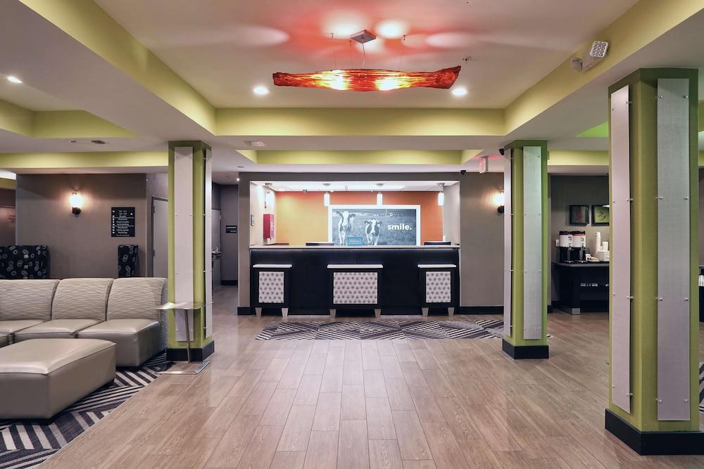 lobby