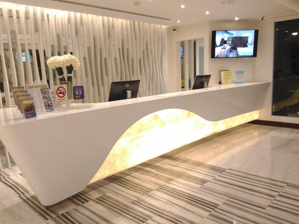 lobby