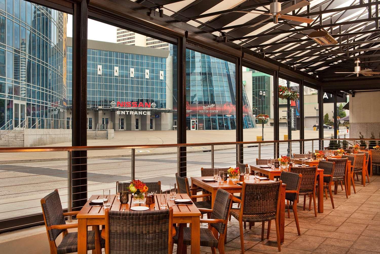 restaurant cafeteria