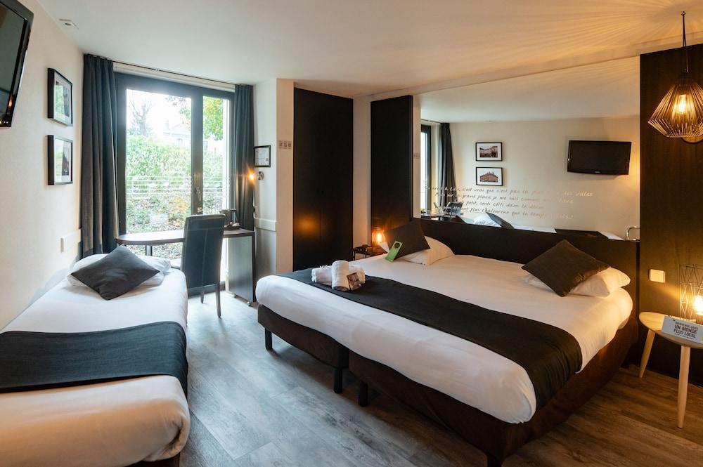 rooms