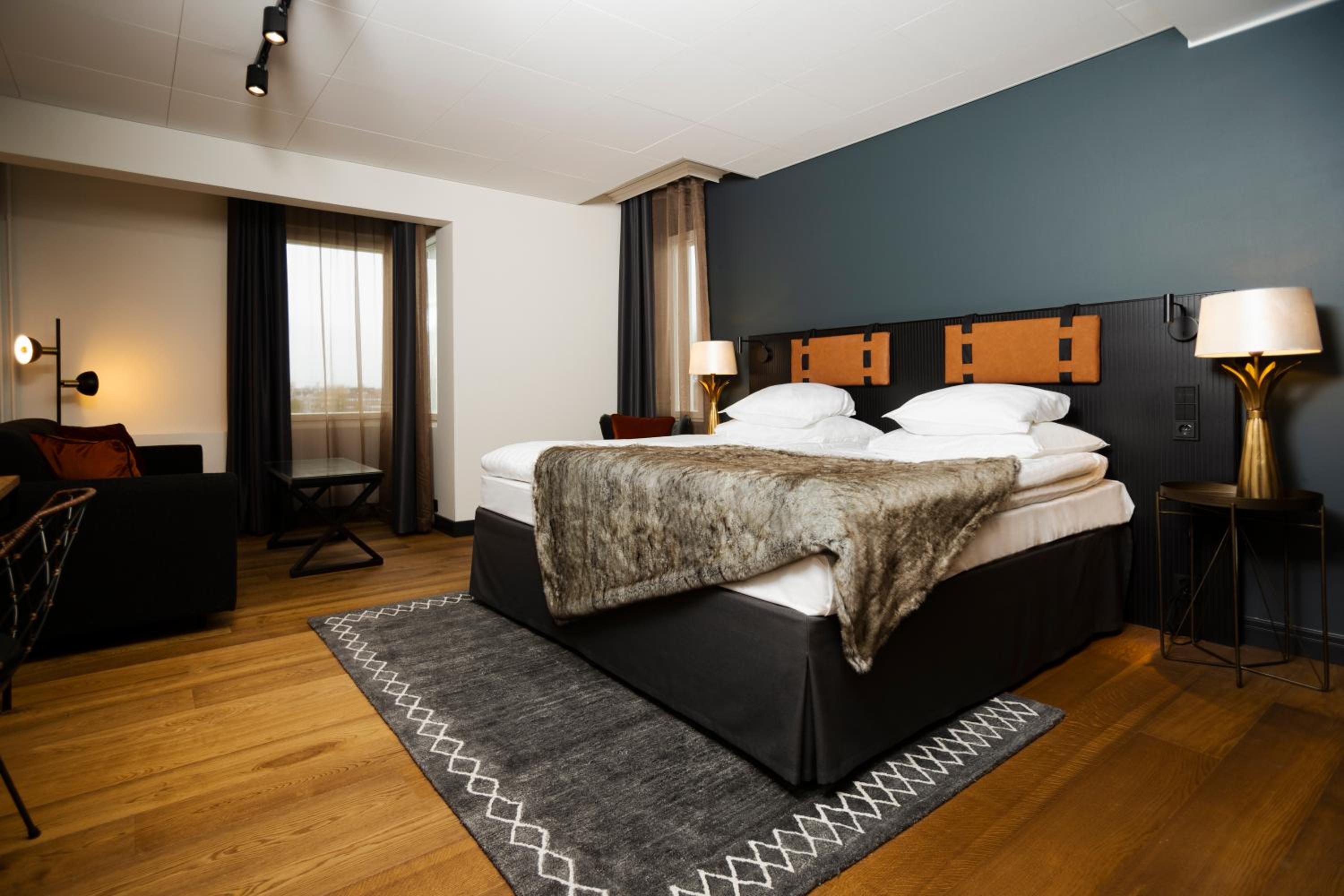 rooms