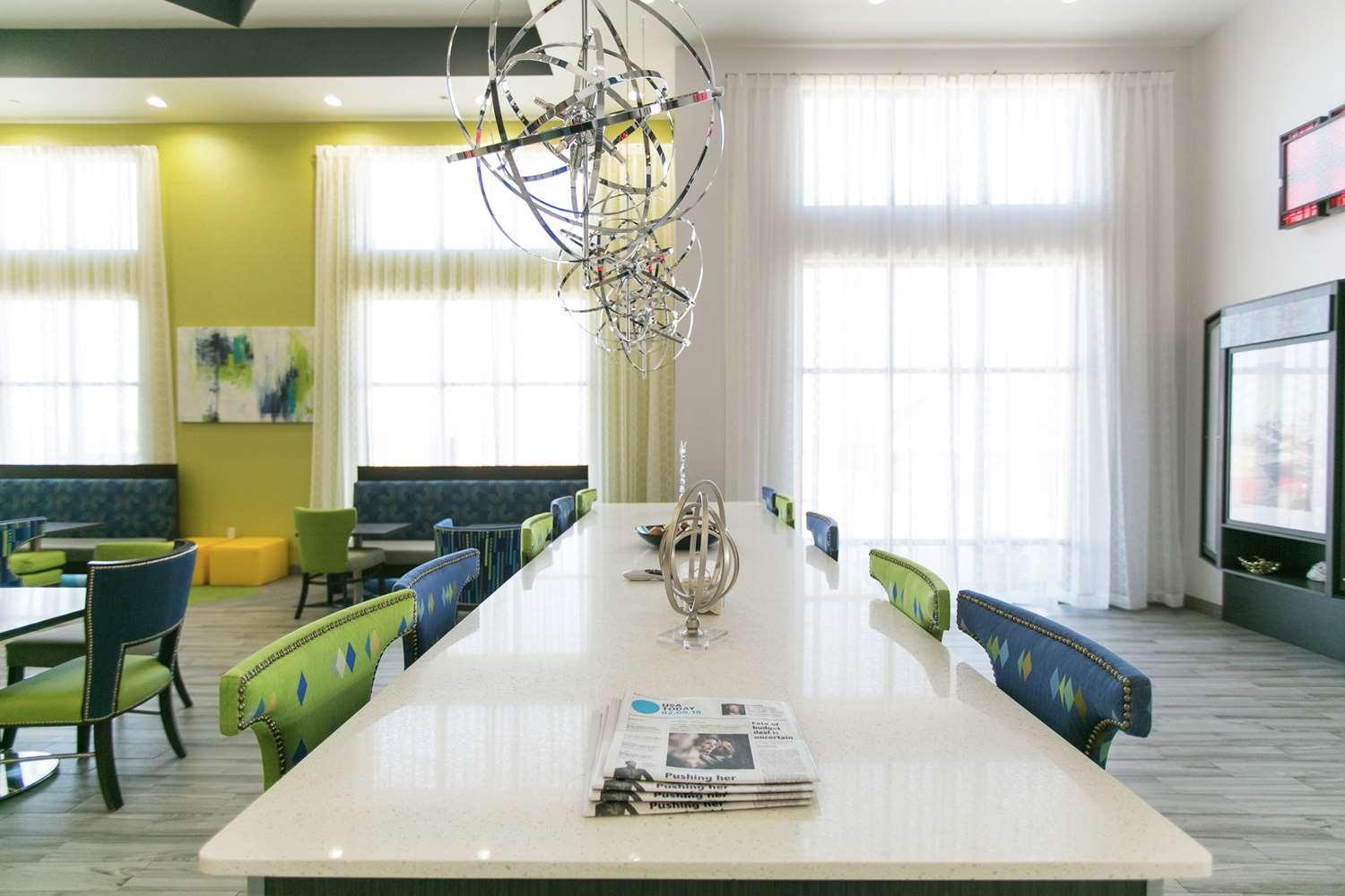 restaurant cafeteria