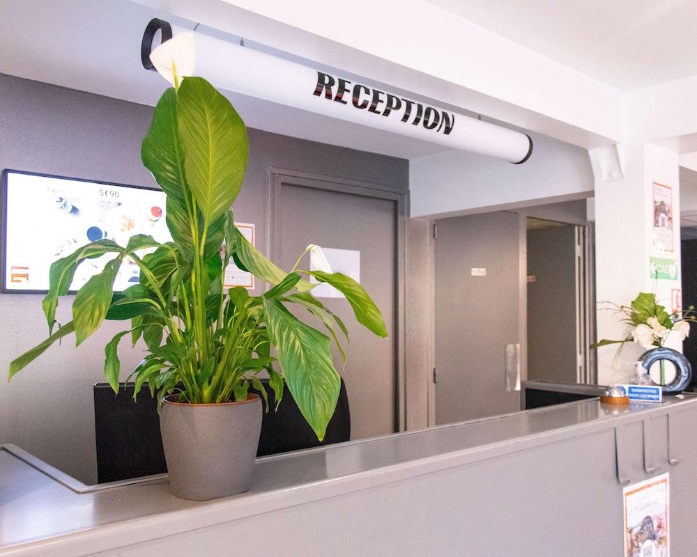 lobby