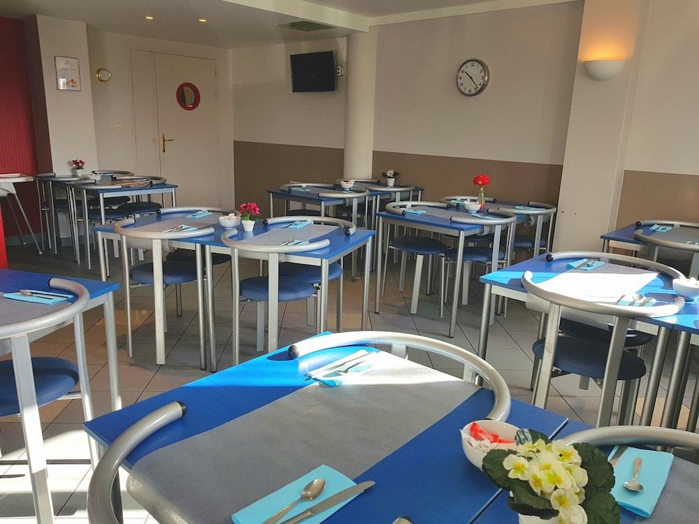 restaurant-cafeteria