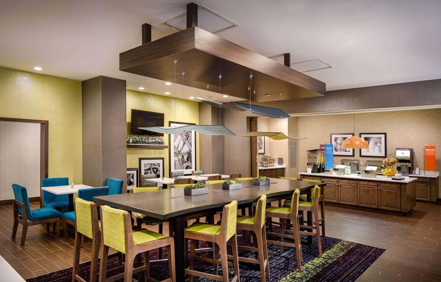 restaurant cafeteria