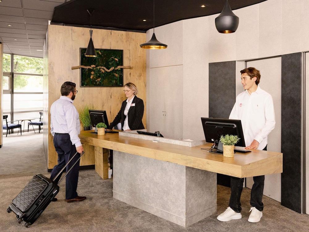 lobby