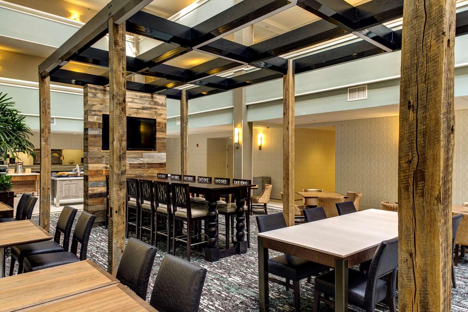restaurant cafeteria