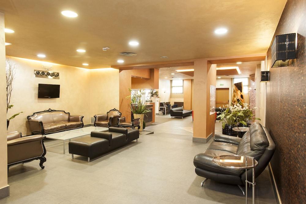 lobby