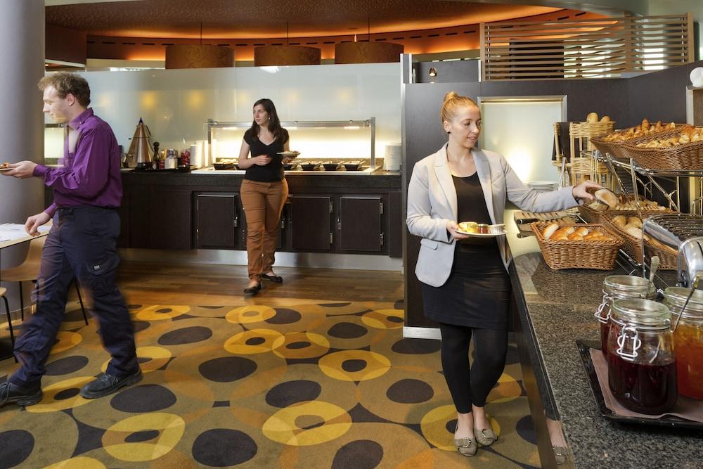 restaurant-cafeteria