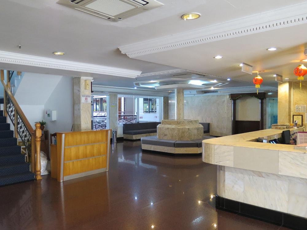 lobby