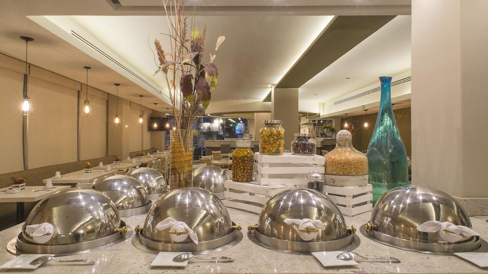 restaurant-cafeteria