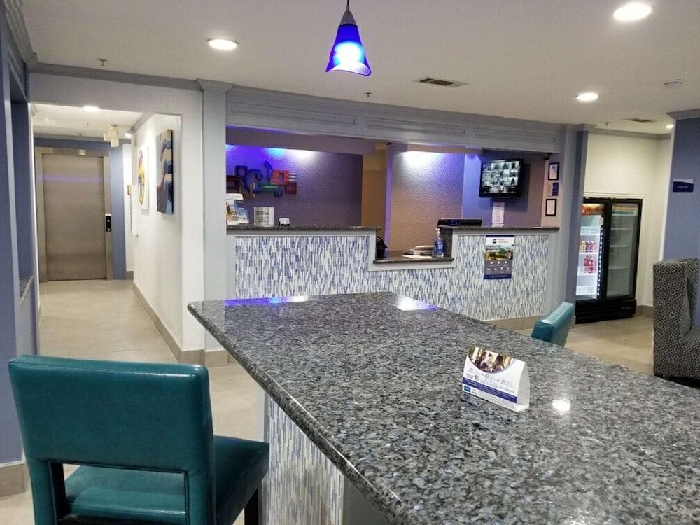 lobby