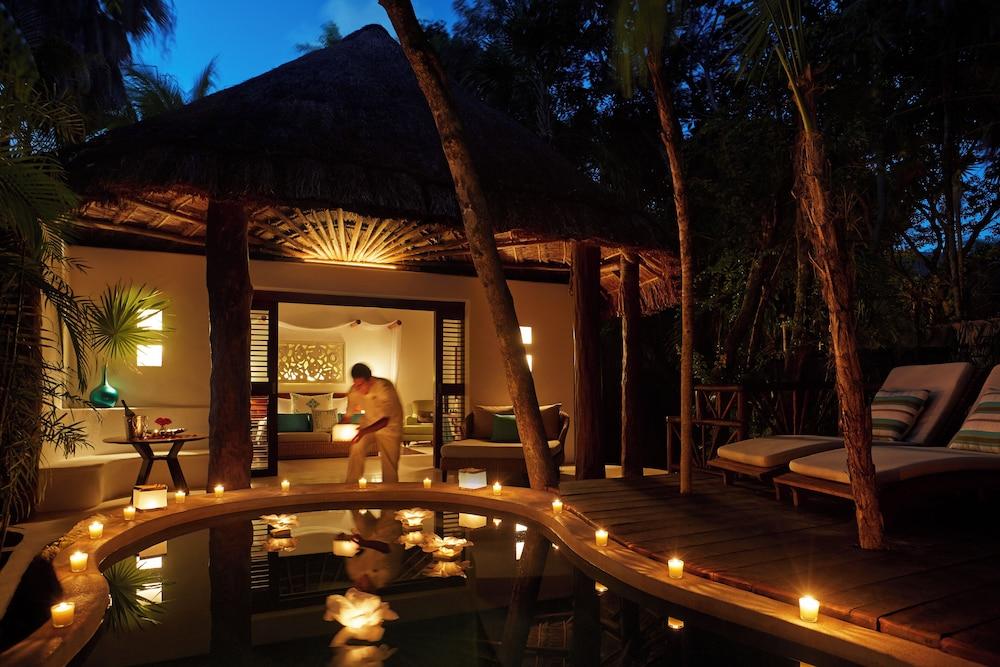 swimming pool spa