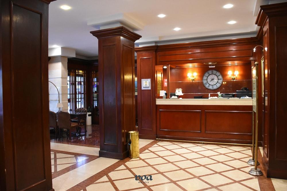 lobby