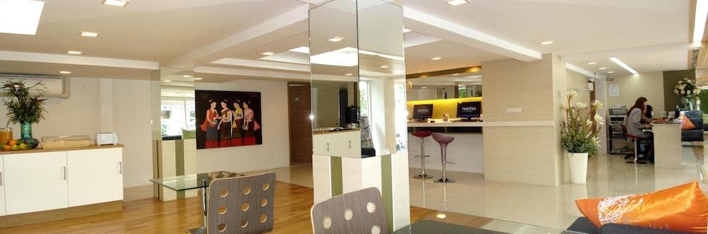 lobby