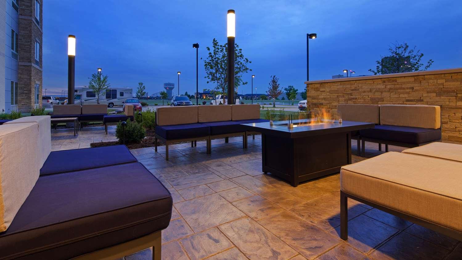 lounge