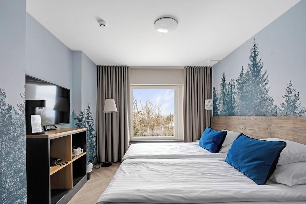 rooms