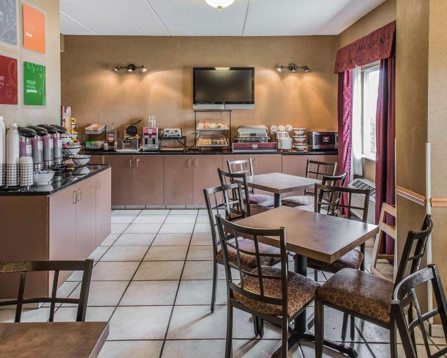 restaurant cafeteria