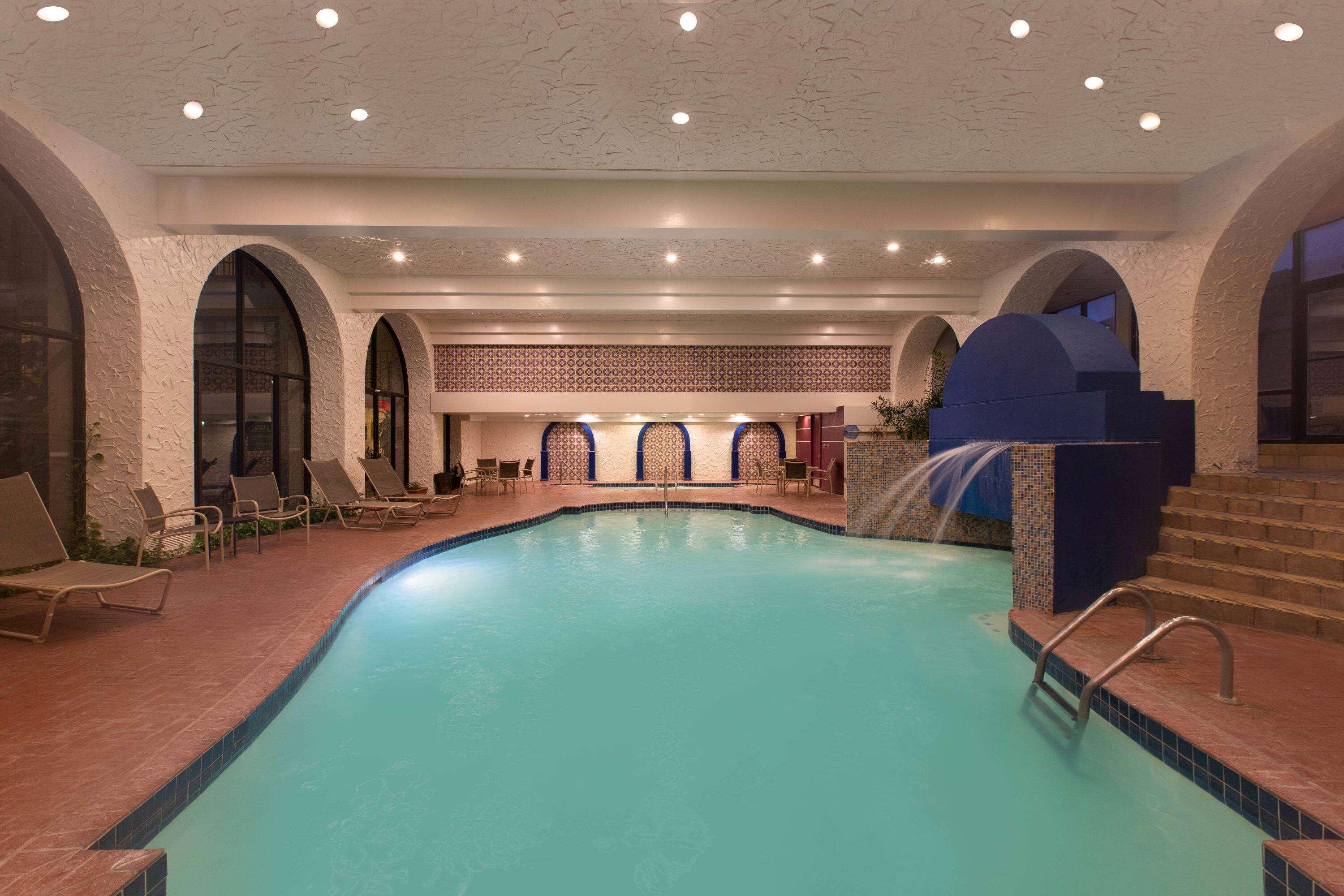 swimming pool spa