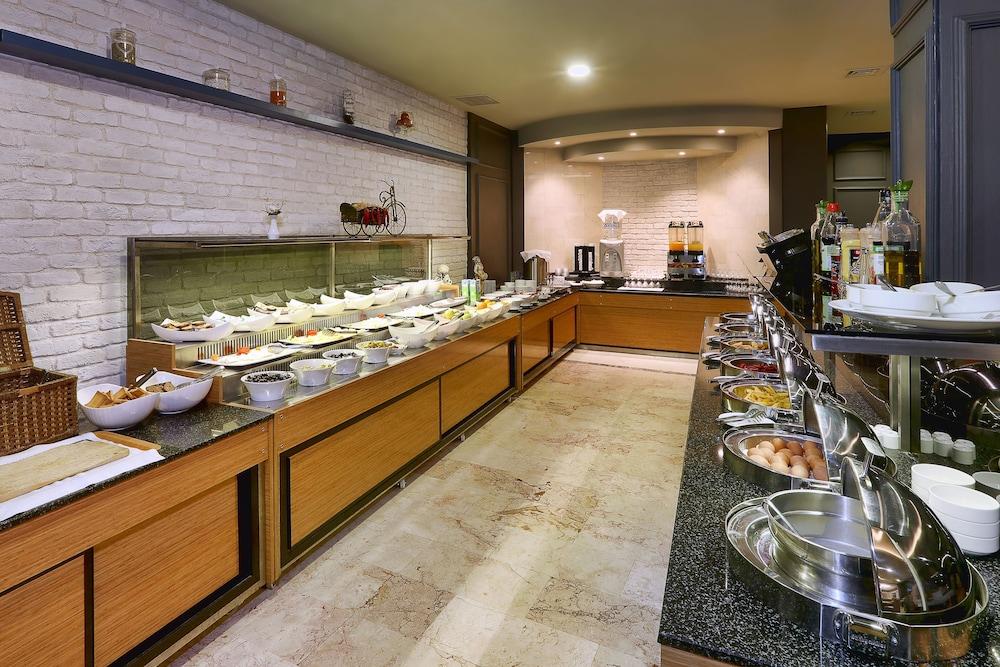 restaurant-cafeteria