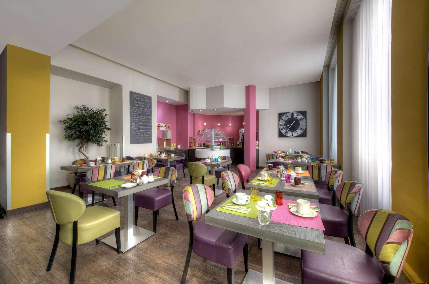restaurant cafeteria