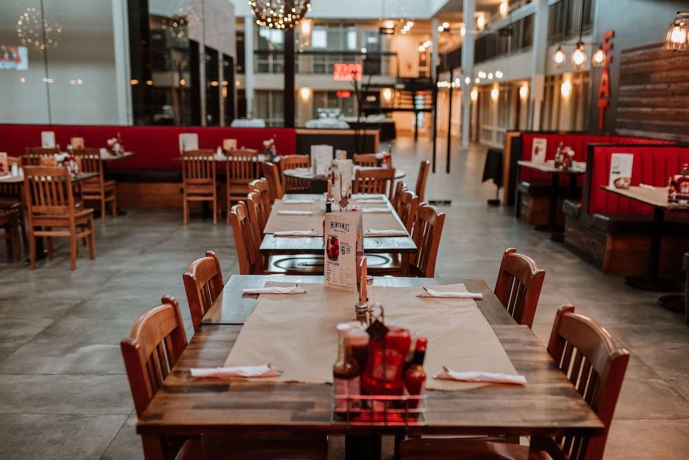 restaurant cafeteria